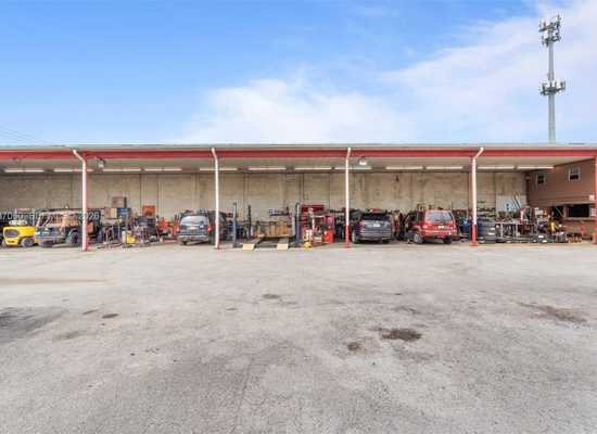 105 NE 1st Rd, Homestead, Automotive,  for sale, Real Estate Brokerage