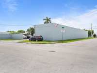 House 3173786015