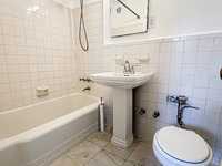 House 3188348375