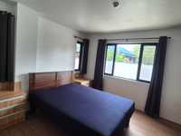 House 3206798093
