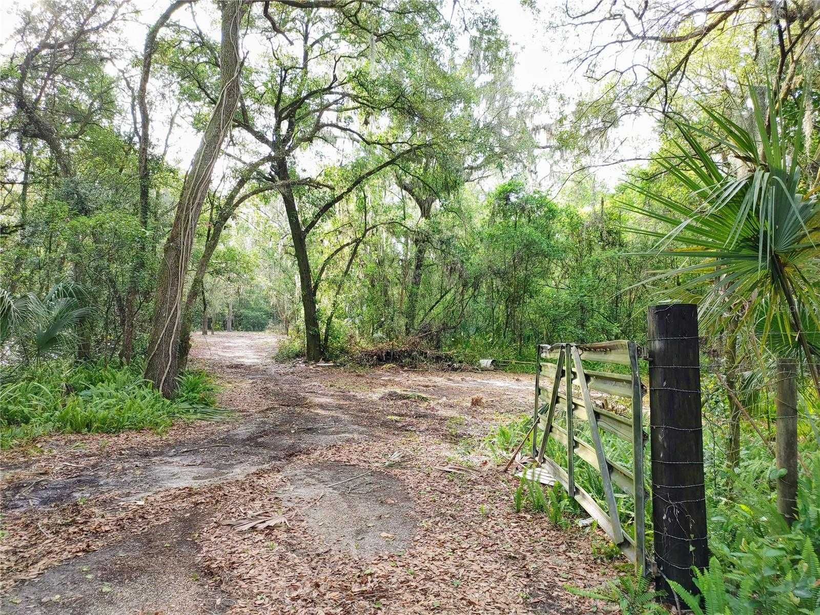 7819 E ELM STREET Tampa Florida United States, for Sale, commercial, Sunny Sidhu, RE/MAX Premier Group