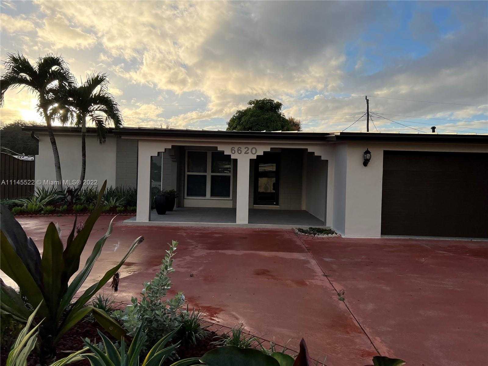 6620 W 11th Ave Hialeah Florida United States, Rented, residential,  , Phoenix Realtors LLC