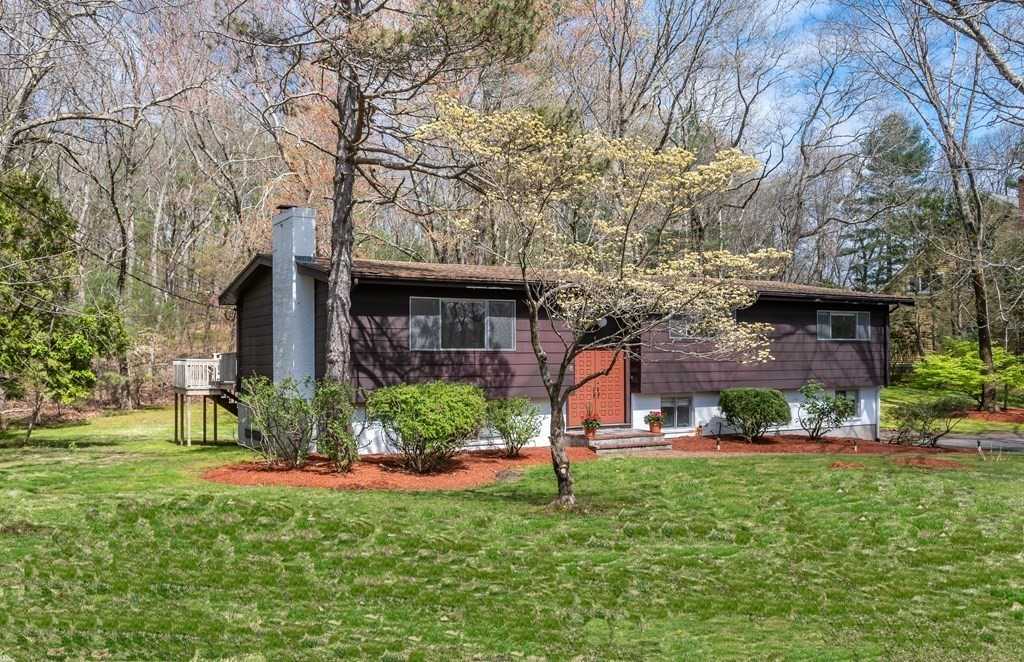 6 Clover Lane Natick Massachusetts United States, Sold, residential, Elyse Marsh, Pinnacle Group