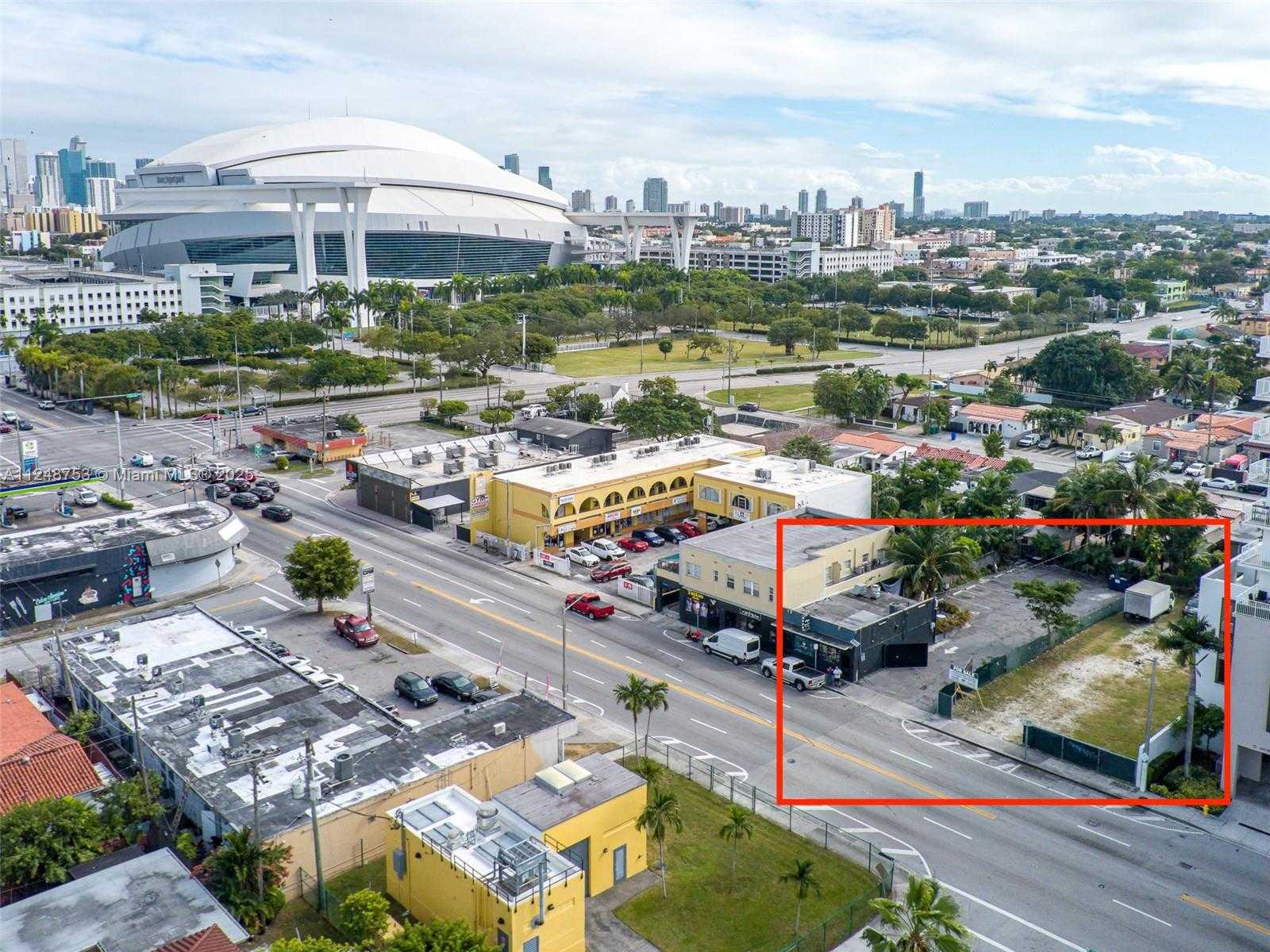 1750 NW 7th St Miami Florida United States, for Sale, commercial, Kimberley Gibson, InCom Commercial Example Office