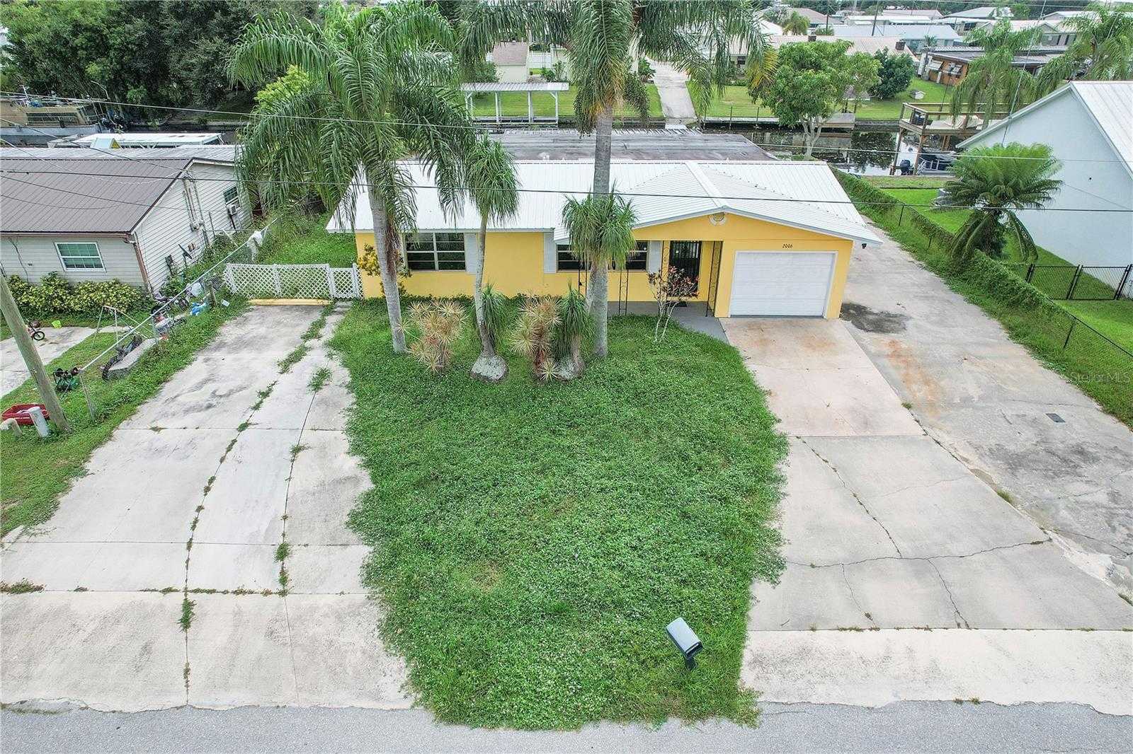 2006 SE 31ST St. MLS T3478990. Mixon Real Estate Group Okeechobee