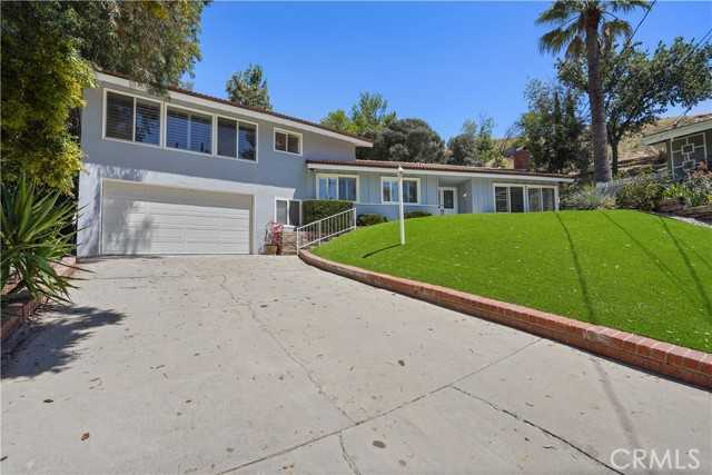 4810 Rosa Road Woodland Hills California United States, Sold, residential, Scott & Sherry Walter, Beverly & Co.