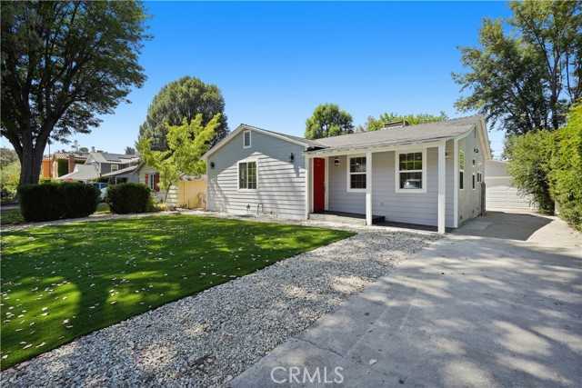 21235 Lopez Street Woodland Hills California United States, Rented, residential, Scott & Sherry Walter, Beverly & Co.