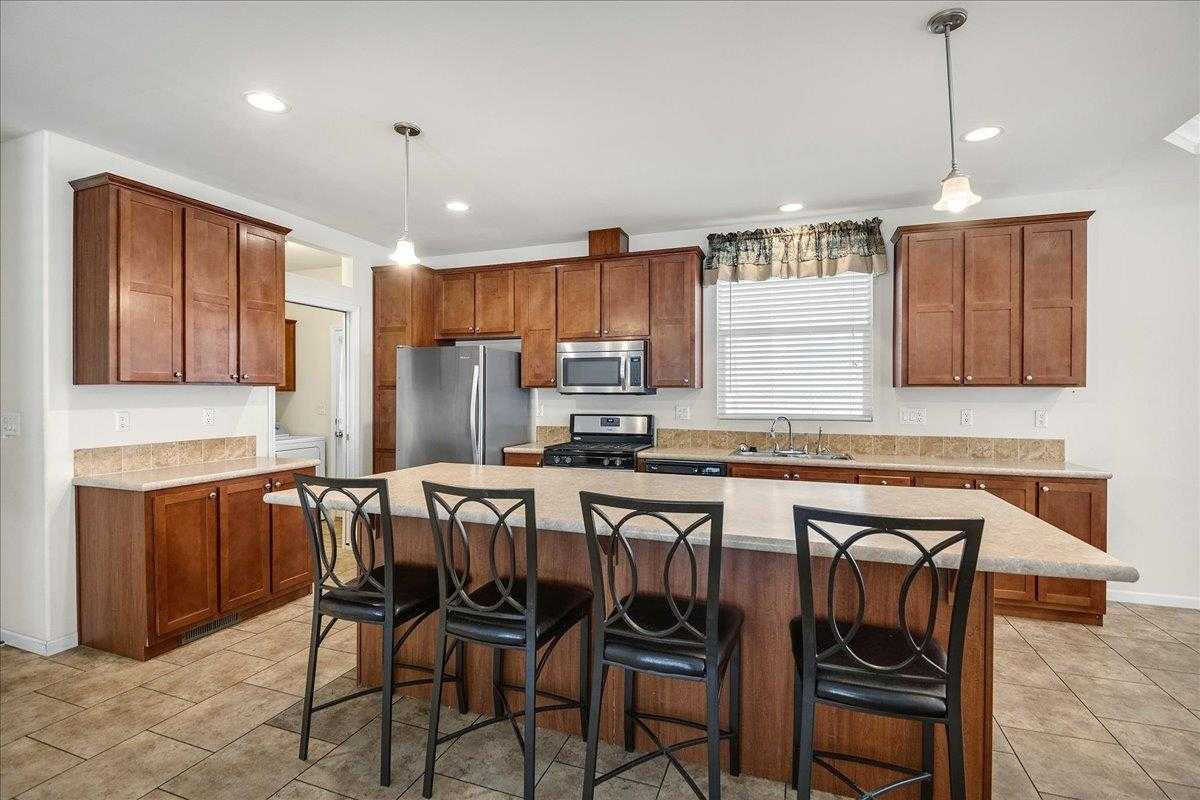 195 Blossom Hill RD 210 San Jose California United States, Sold, residential, Kristen Constantino, Realty World - San Jose Realty