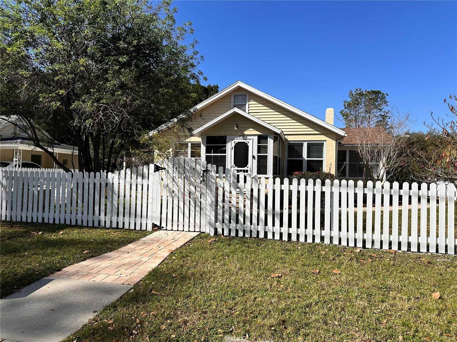 979 N BAKER STREET Mount Dora Florida United States, Sold, residential, , Spouses With Houses Realty