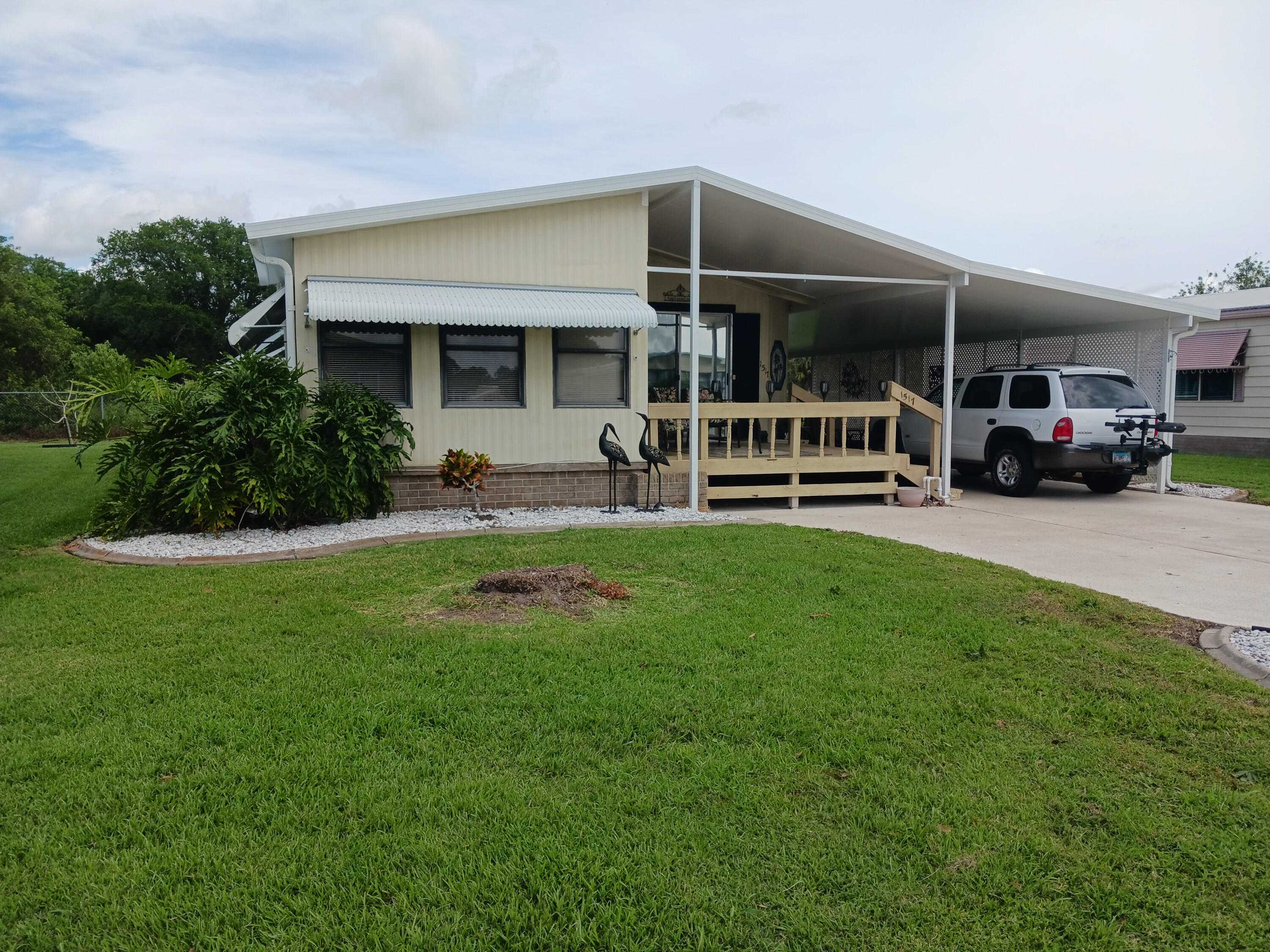 1517 SW 35th Circle Okeechobee Florida United States, Sold, residential,  , Mixon Real Estate Group, LLC