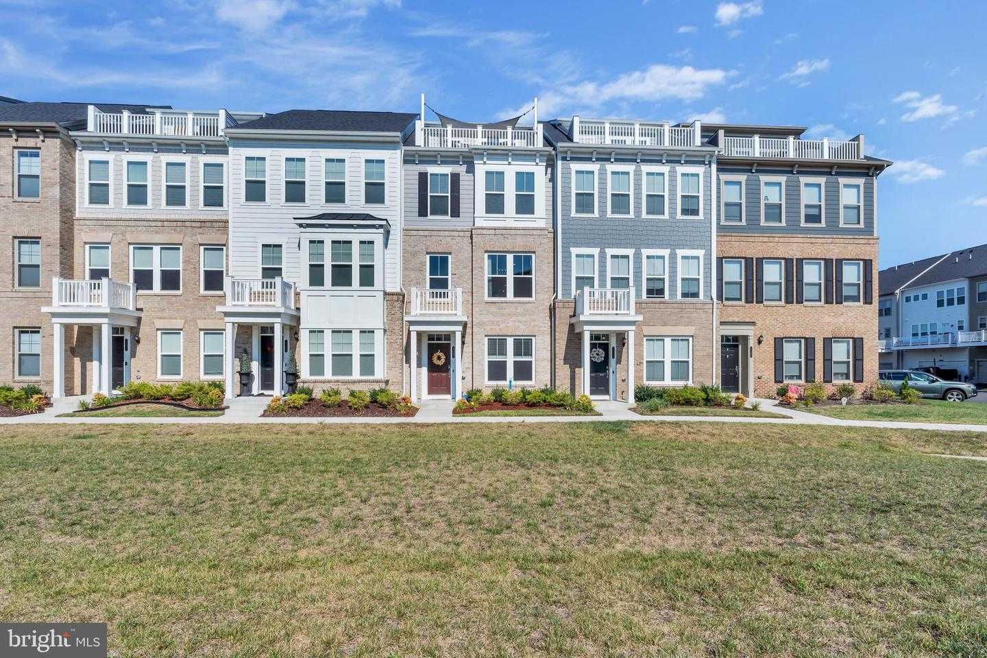 17304 VIRGINIA PINE WAY Dumfries Virginia United States, Sold, residential, Jamal Khan, One World Real Estate LLC.