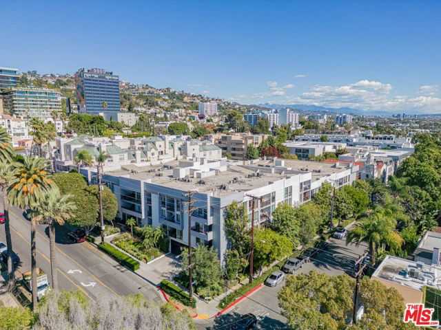 906 N Doheny Drive APT 503 West Hollywood California United States, Sold, residential, Antonio Martinez, Beverly & Co.