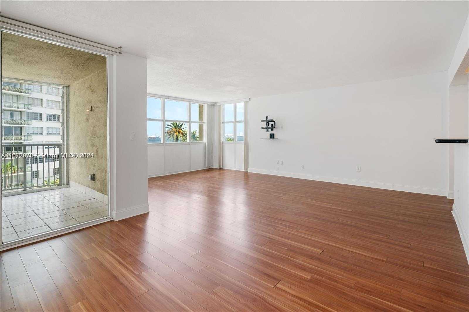 1420 Brickell Bay Dr  APT 505C Miami Florida United States, Rented, residential,  , Tejeda Real Estate Inc. 
