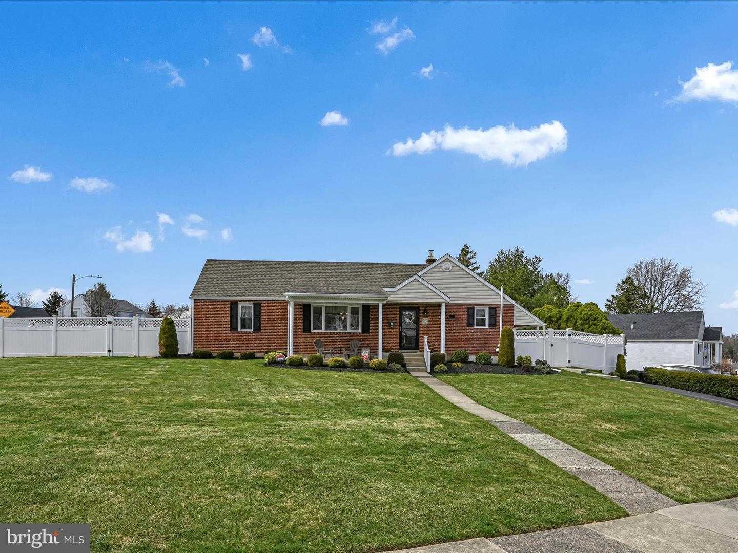 26 N MANOR ROAD Broomall Pennsylvania United States, Sold, residential,  , Heroes Real Estate