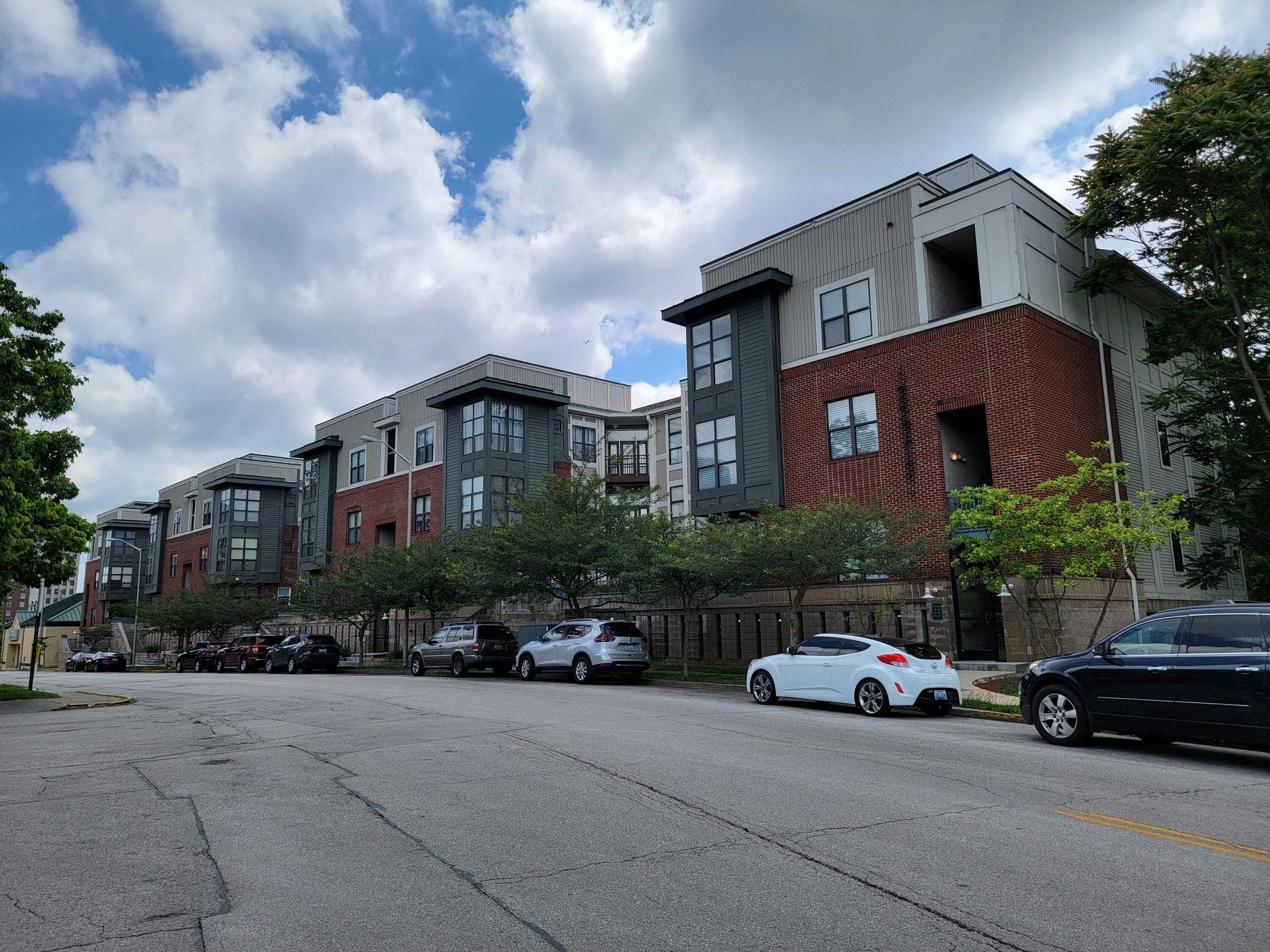 250 South MARTIN LUTHER KING Boulevard APT 112 Lexington Kentucky United States, Sold, residential,  , A Unique Realty Company