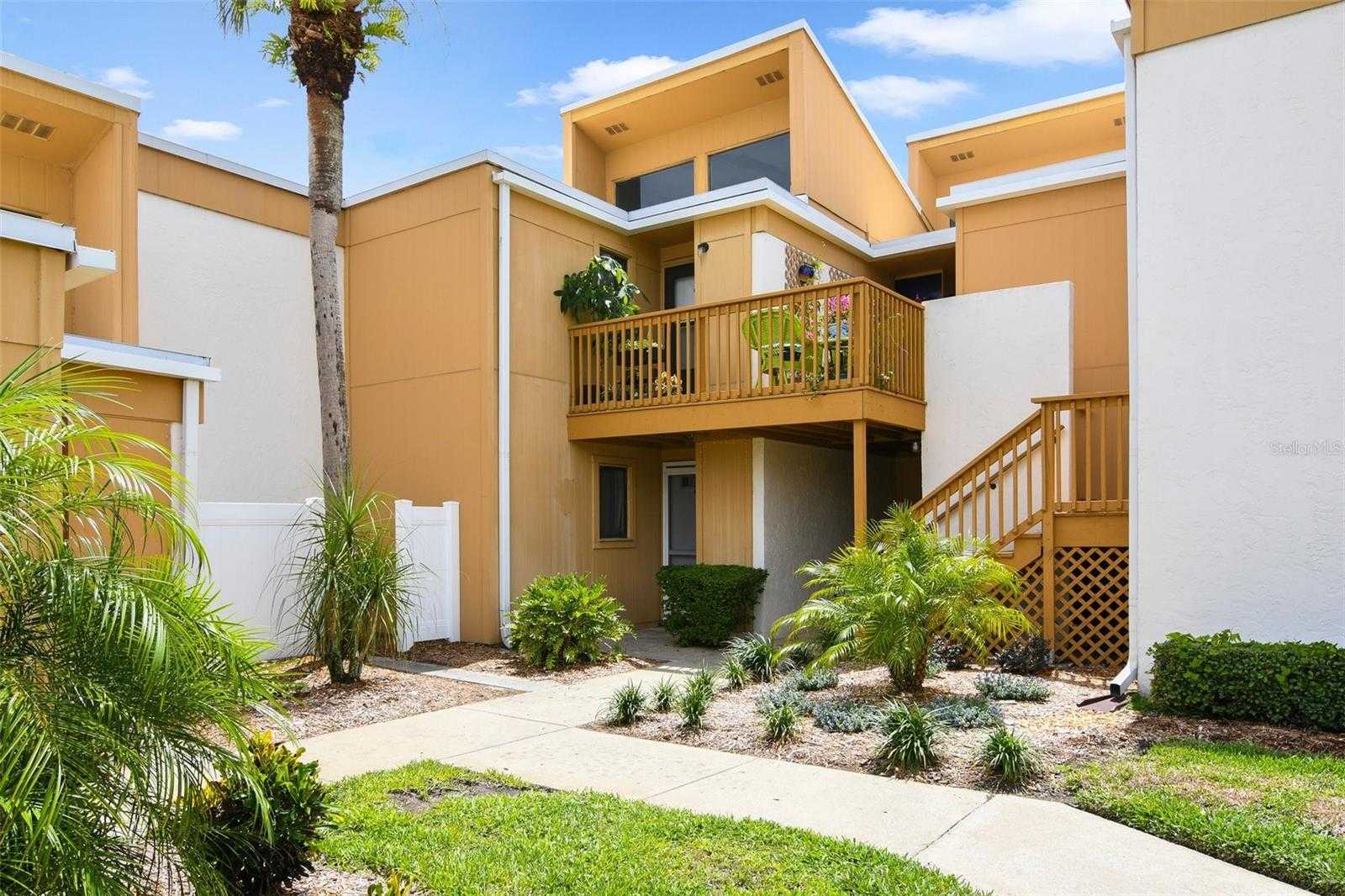 1051 S HIGHLAND STREET APT 1B Mount Dora Florida United States, Sold, residential, , Spouses With Houses Realty