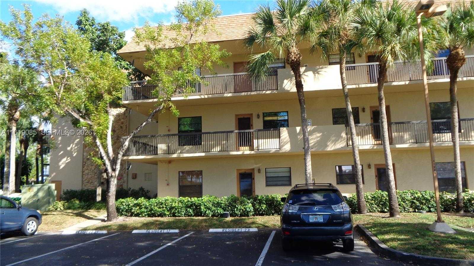 6085 N Sabal Palm Blvd  APT 204 Tamarac Florida United States, for Sale, residential,  , ARROW REALTY