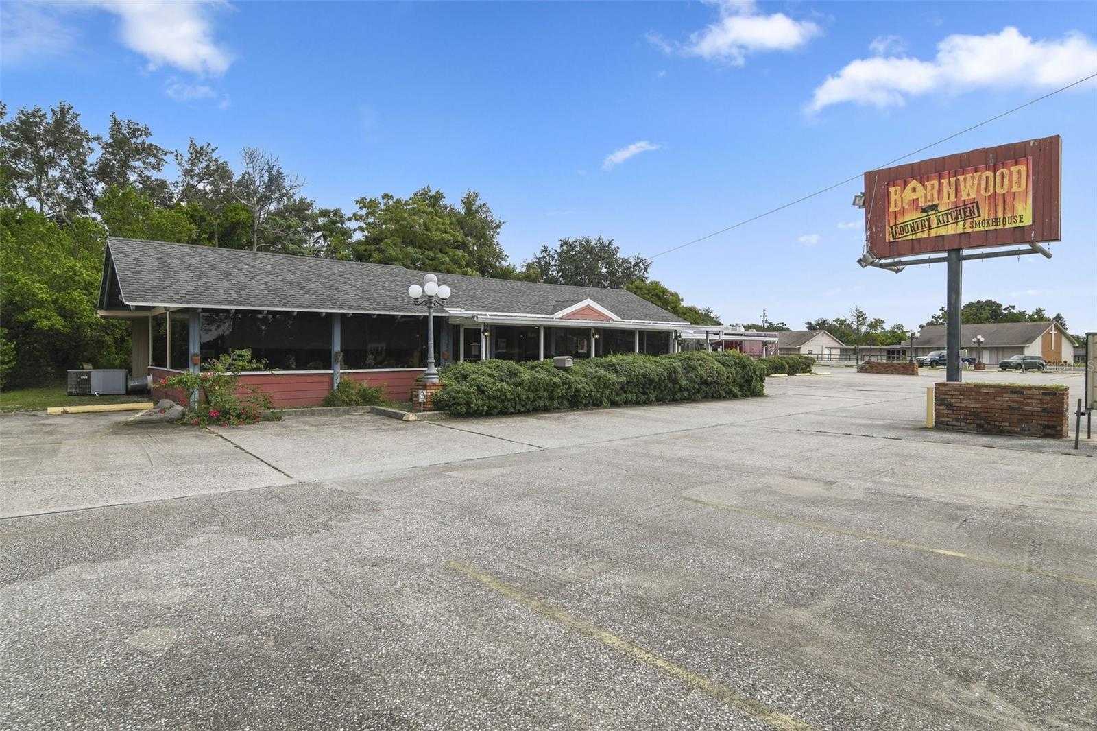 3725 W OLD US HIGHWAY 441 Mount Dora Florida United States, Sold, commercial, , Spouses With Houses Realty
