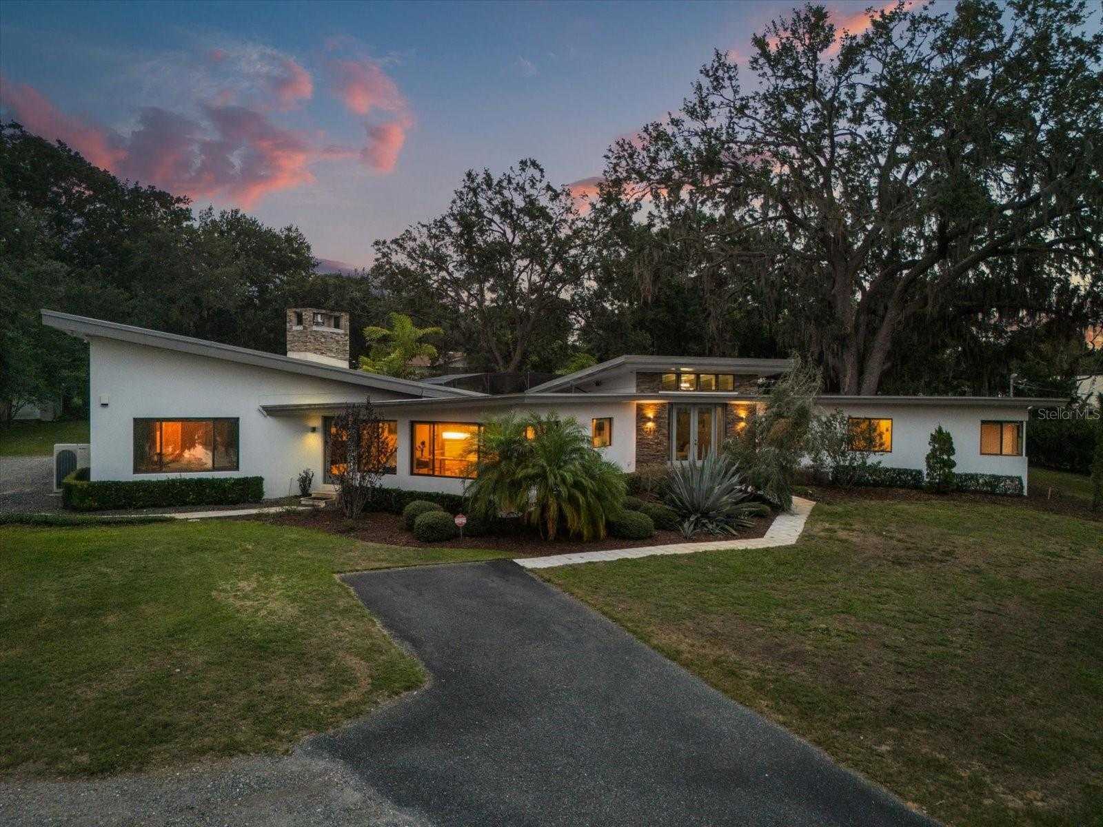 12550 LAKESHORE DRIVE Clermont Florida United States, for Sale, residential, Zaira Mejia, Spaces & Styles Group