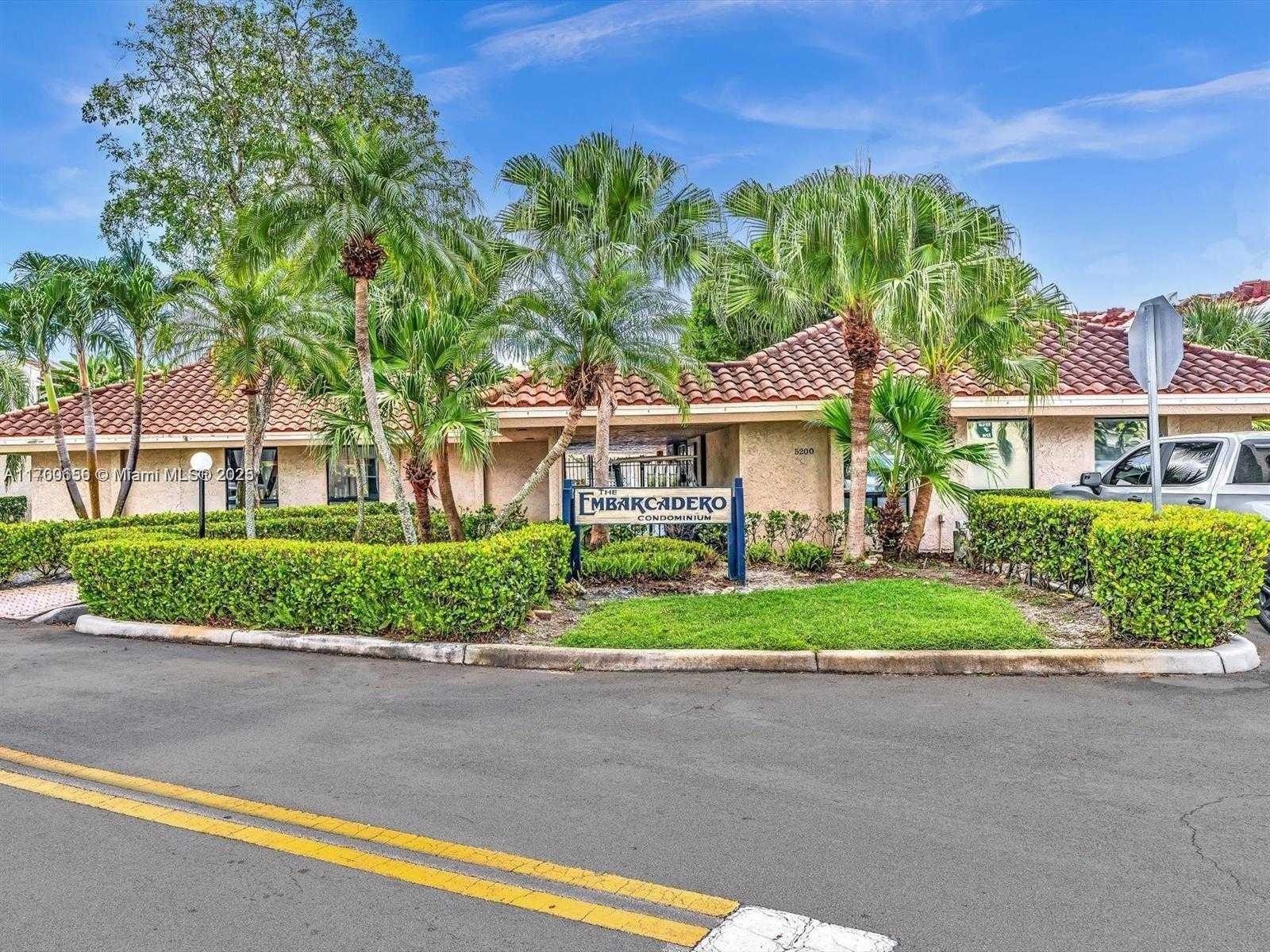 5236 NE 6th Ave  APT G25 Oakland Park Florida United States, Sold, residential,  , One Stop Realty - Miami