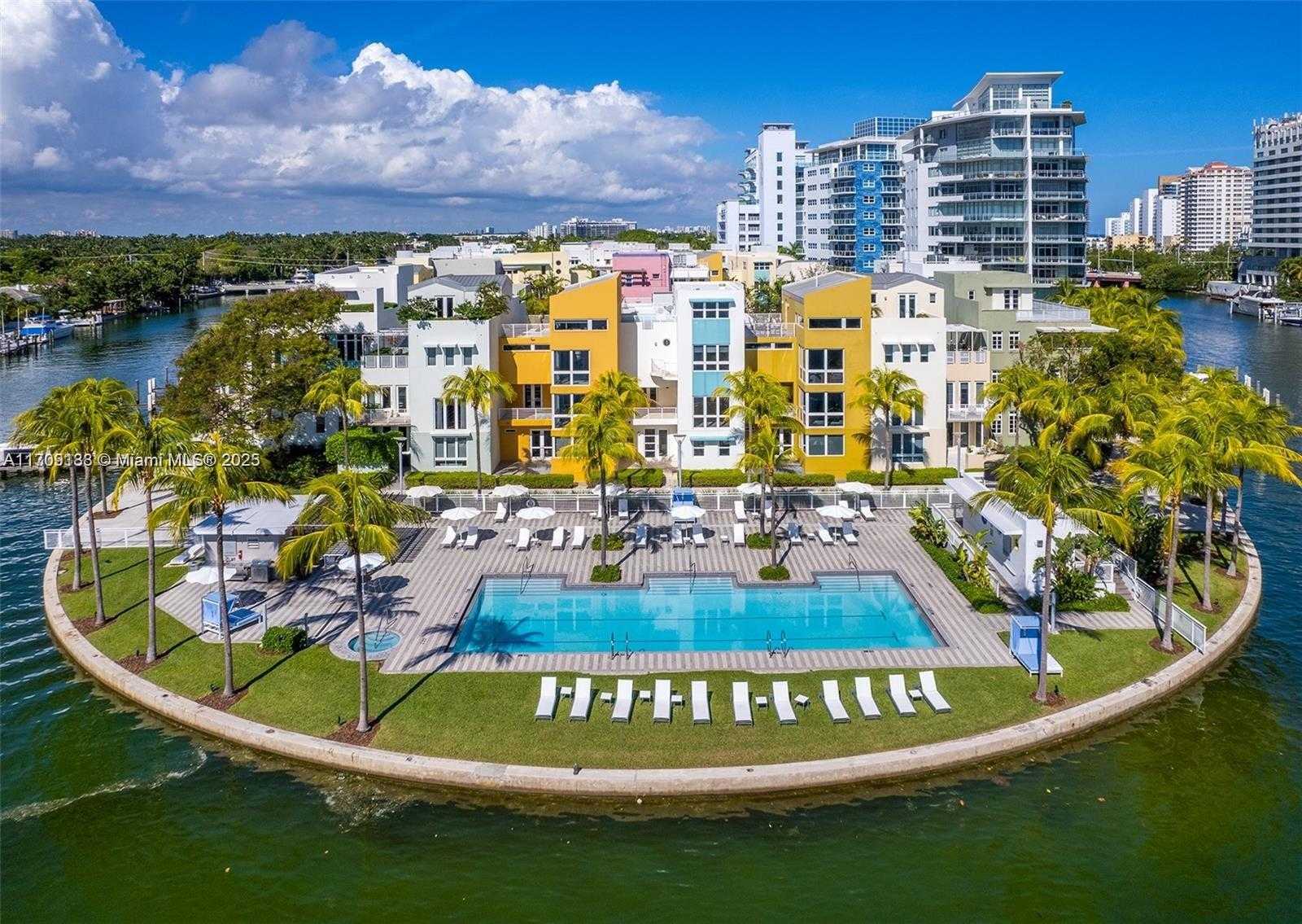 6103 Aqua Ave  APT 301 Miami Beach Florida United States, for Sale, residential, Anna Wilson, Incom Demo New Office
