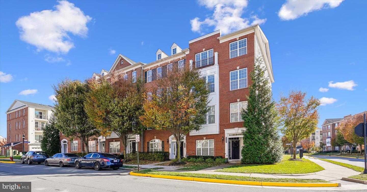 43091 THOROUGHFARE GAP TERRACE Ashburn Virginia United States, Sold, residential, Jamal Khan, One World Real Estate LLC.