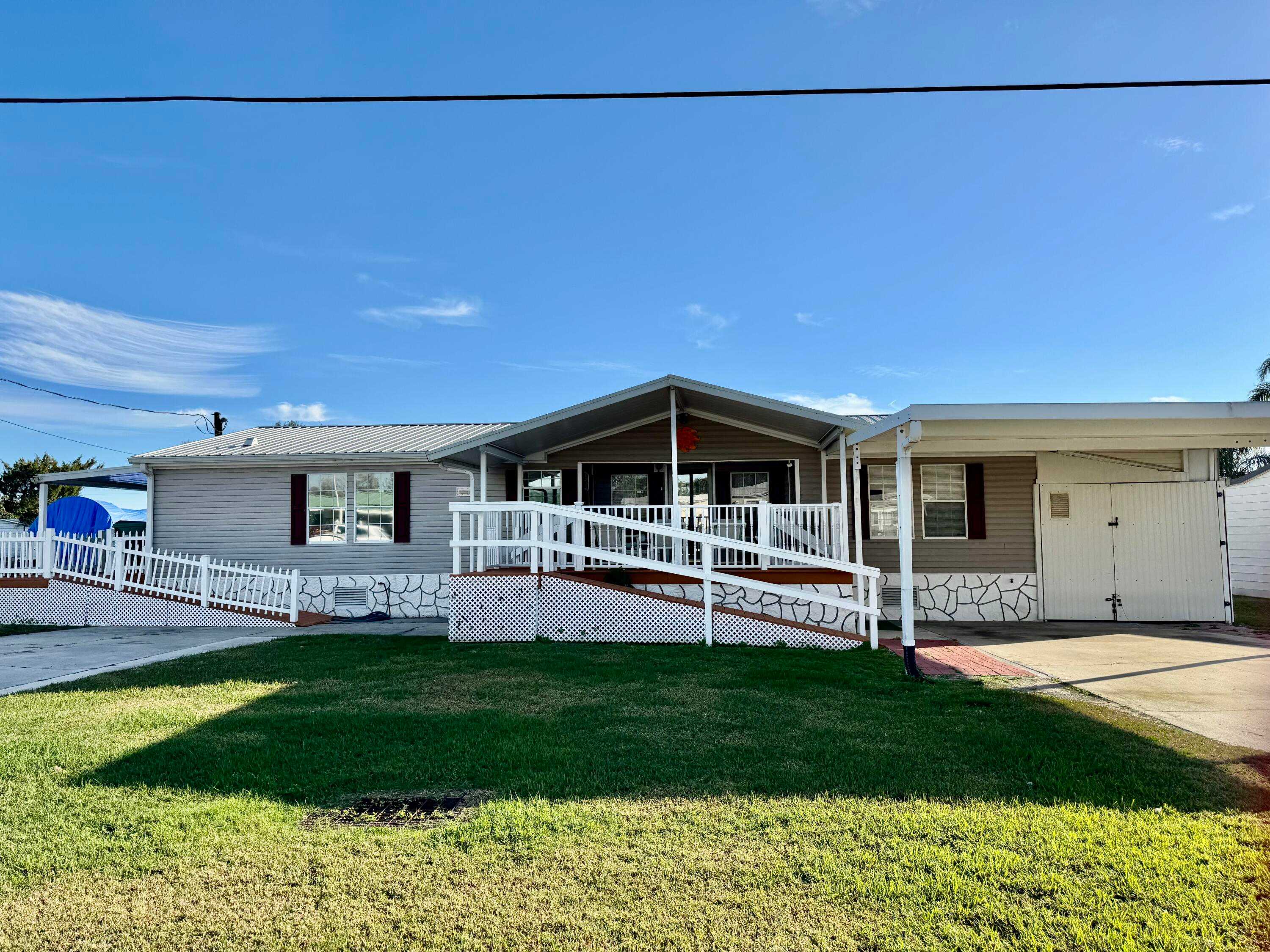 2132 SE 29th Street Okeechobee Florida United States, for Sale, residential,  , Mixon Real Estate Group, LLC