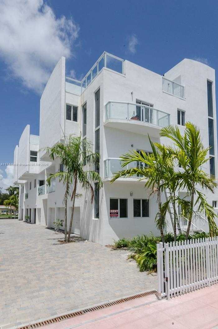 1985 Calais  APT 3 Miami Beach Florida United States, for Sale, residential, Anna Wilson, Incom Demo New Office