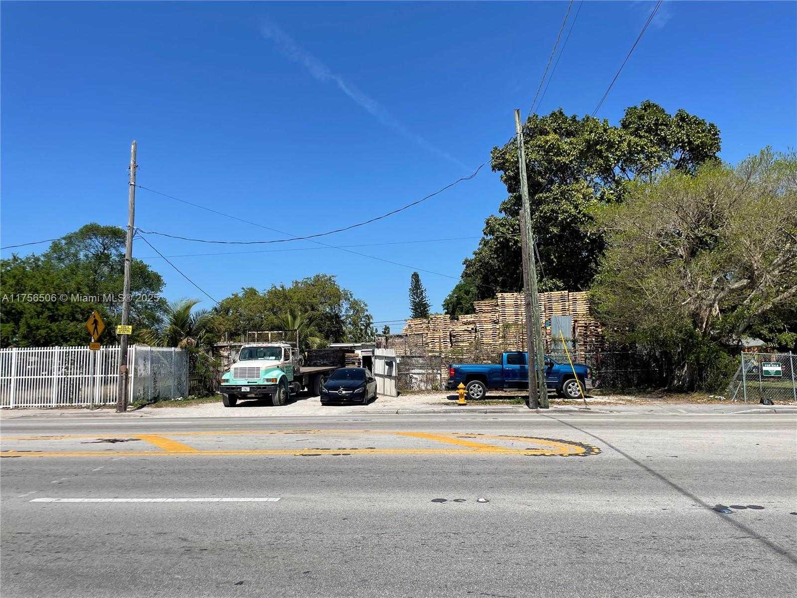 3013 NW 54th St Miami Florida United States, for Sale, commercial, Nicholas Clark, Incom New Example Office