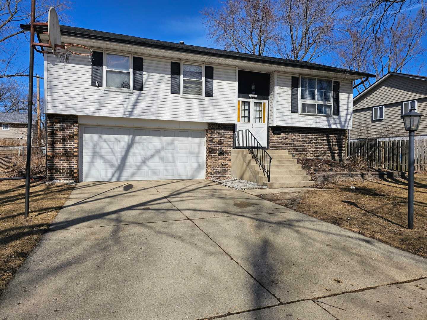 812 Lacy Avenue Streamwood Illinois United States, Sold, residential,  , Alpha 7 Realty