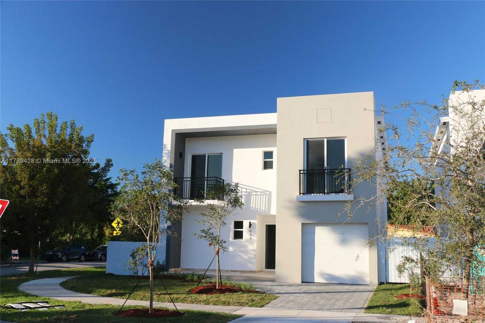 900 SW 24th Rd Miami Florida United States, for Sale, residential, Demo Agent, InCom Real Estate - New Example Office
