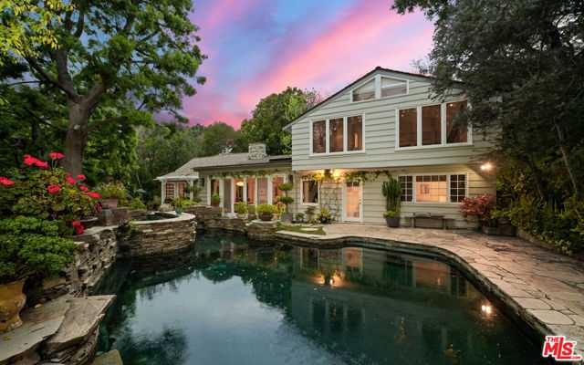 2576 Benedict Canyon Drive Beverly Hills California United States, for Sale, residential, LAURENT   BERTET, Bertet Investment Group LLC