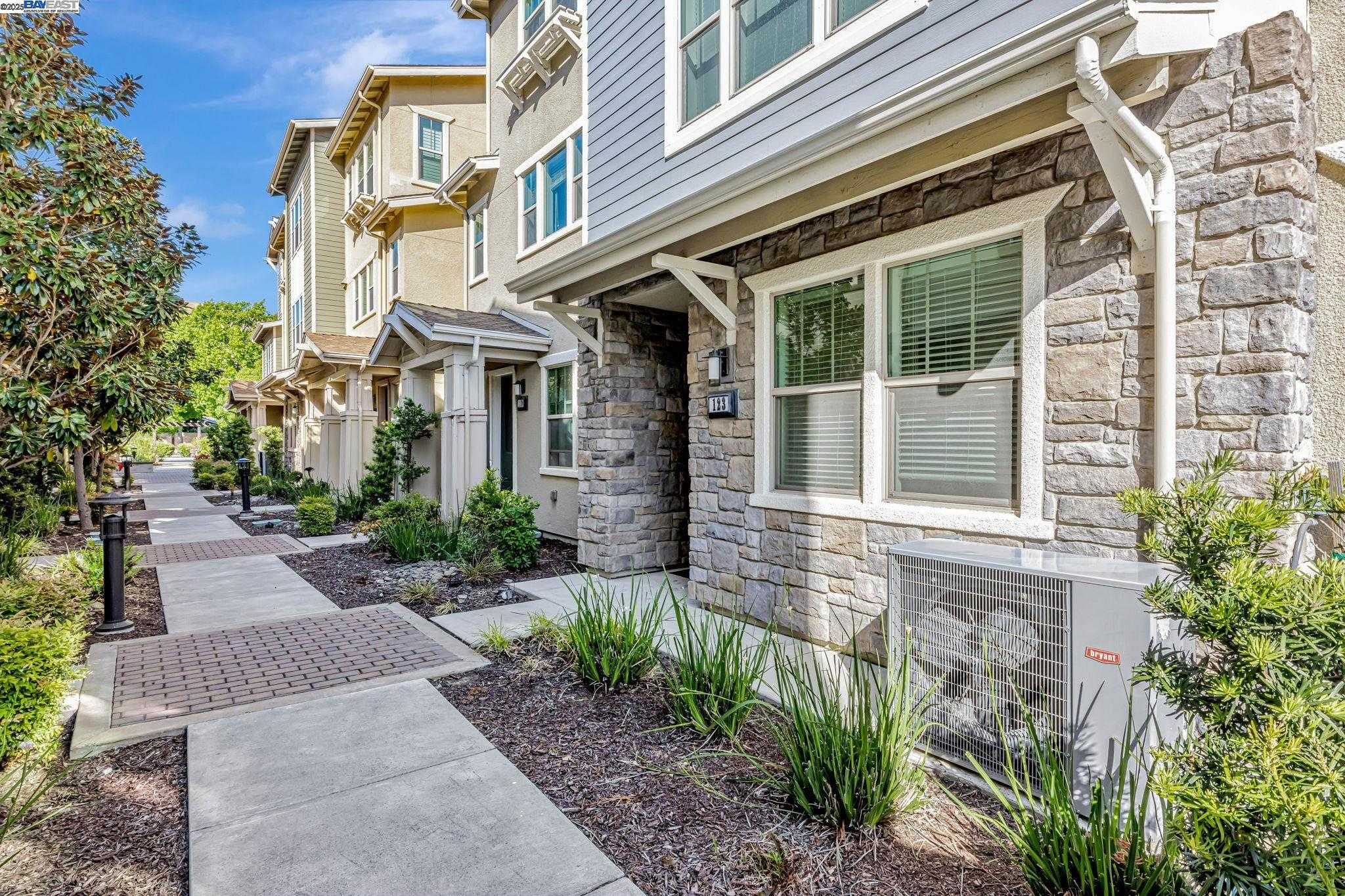 123 Branta Cmn Fremont California United States, Sold, residential,  , REALTY EXPERTS