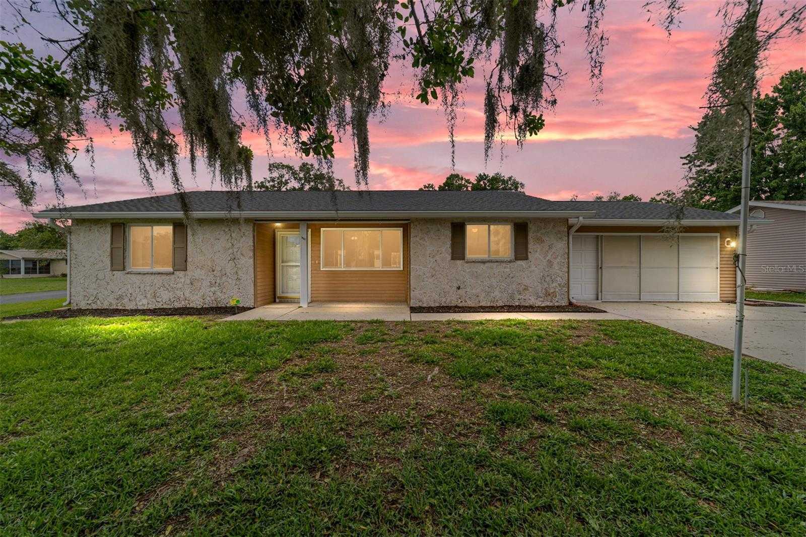 8463 SW 108TH LANE Ocala Florida United States, for Sale, residential, Melissa Lebron, Realty World Ocala