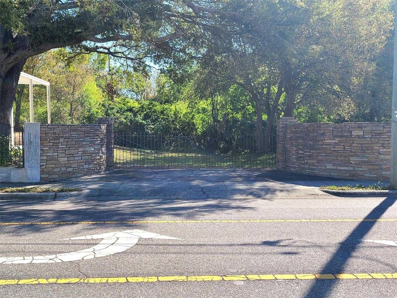 3541 N BOULEVARD Tampa Florida United States, for Sale, commercial, Sunny Sidhu, RE/MAX Premier Group