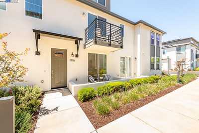 29709 Hansen St , 41100150, Hayward, Townhome / Attached, for sale, Mohan Chalagalla 29709 Hansen St , 41100150, Hayward, Townhome / Attached, for sale, Mohan Chalagalla, REALTY EXPERTS