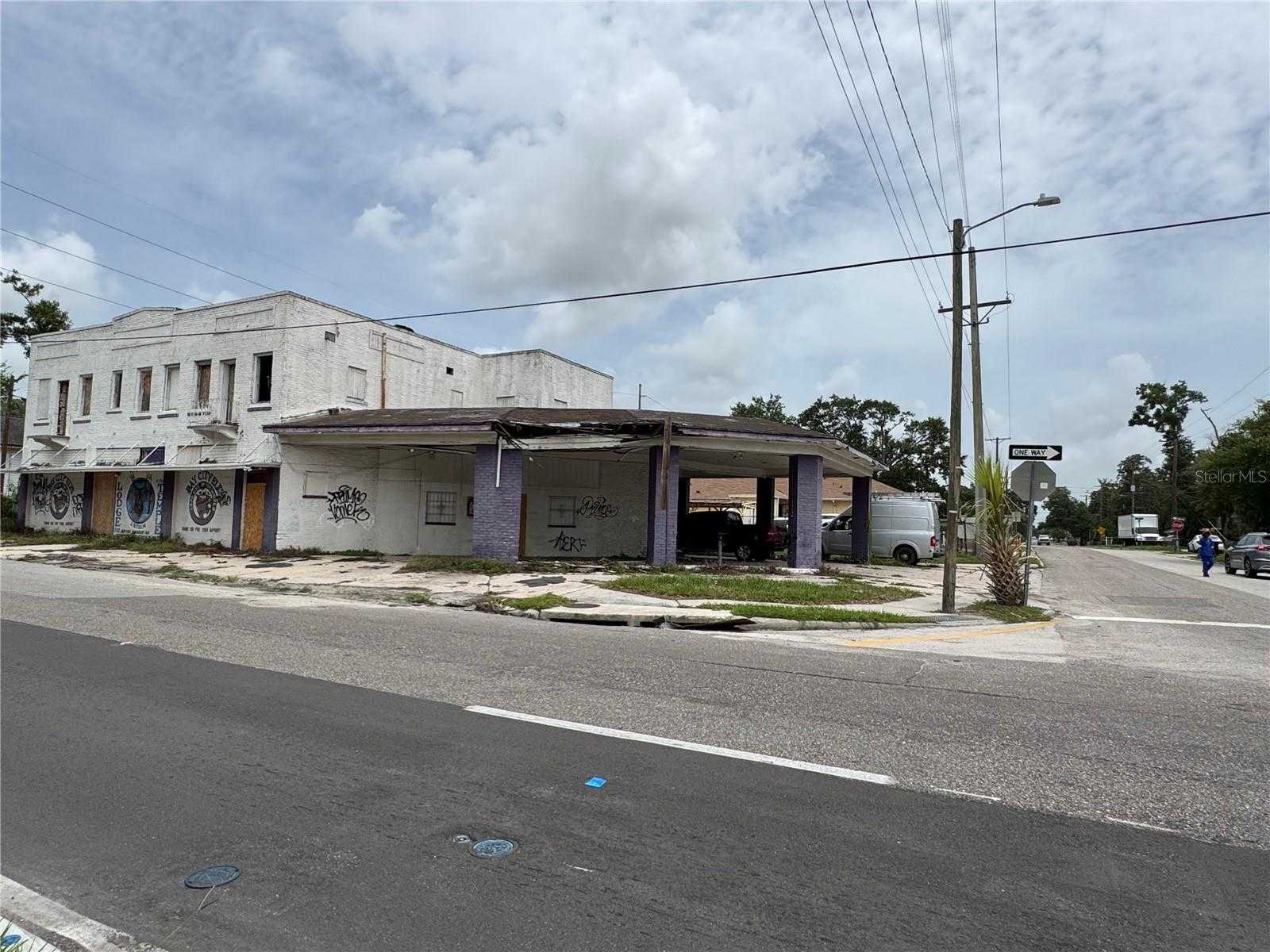 2804 E COLUMBUS DRIVE Tampa Florida United States, for Sale, commercial, Sunny Sidhu, RE/MAX Premier Group