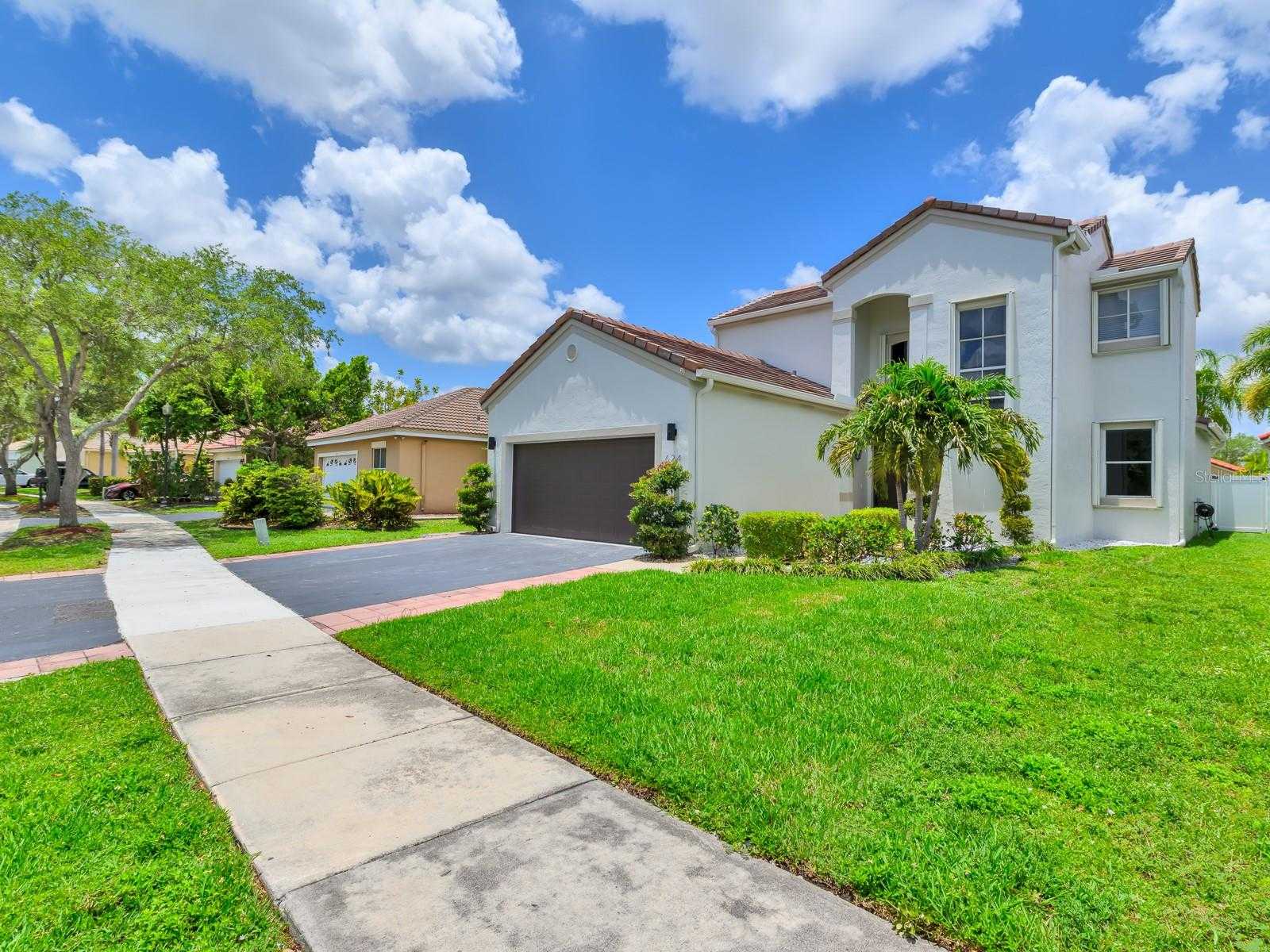 624 NE STANTON DRIVE Weston Florida United States, for Sale, residential, Radmila Mandel, Florida Sky Realty Group