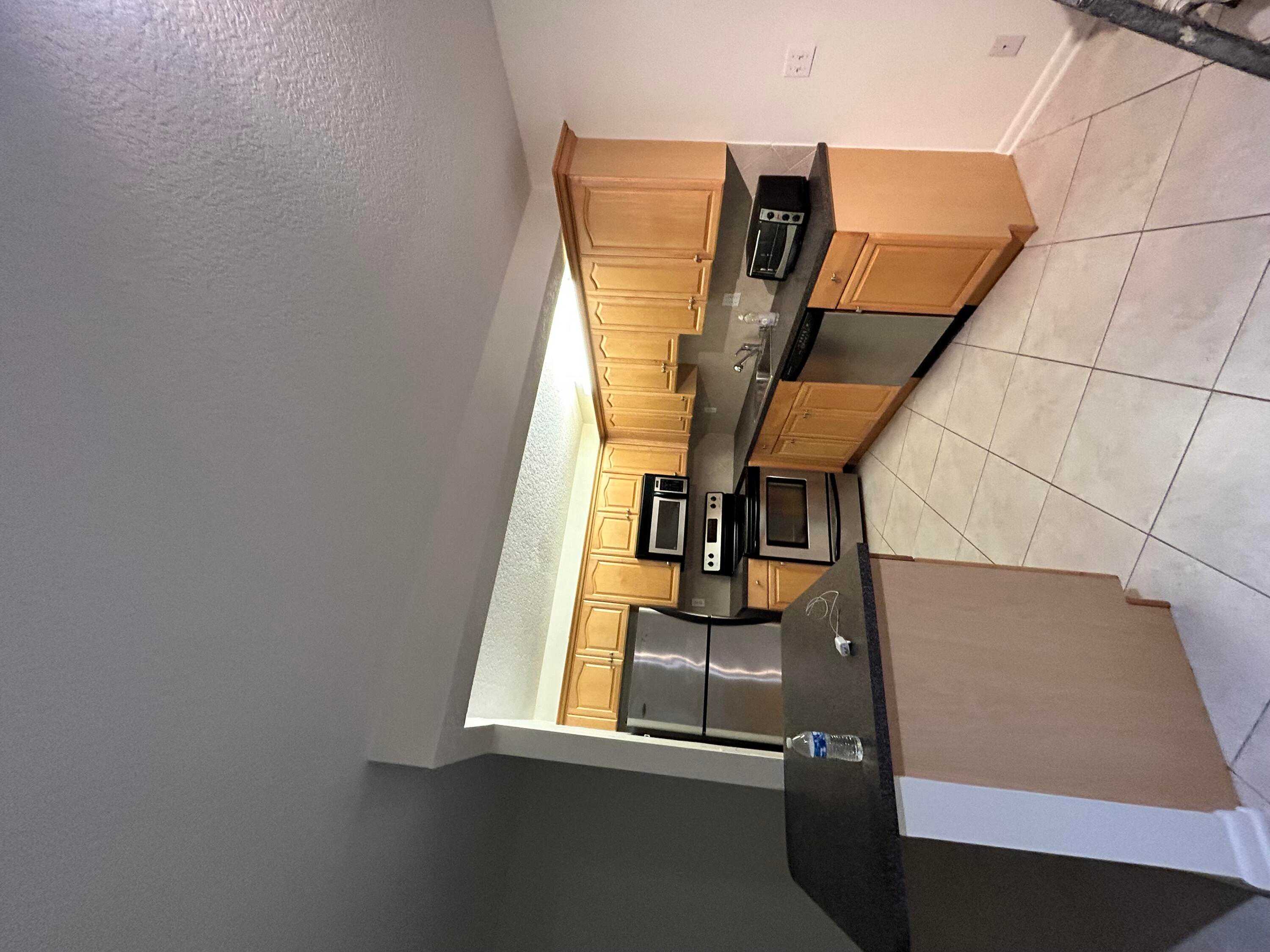 72 Normandy  APT B Delray Beach Florida United States, Sale Pending, residential, Brad Fielding, US Property And Investment