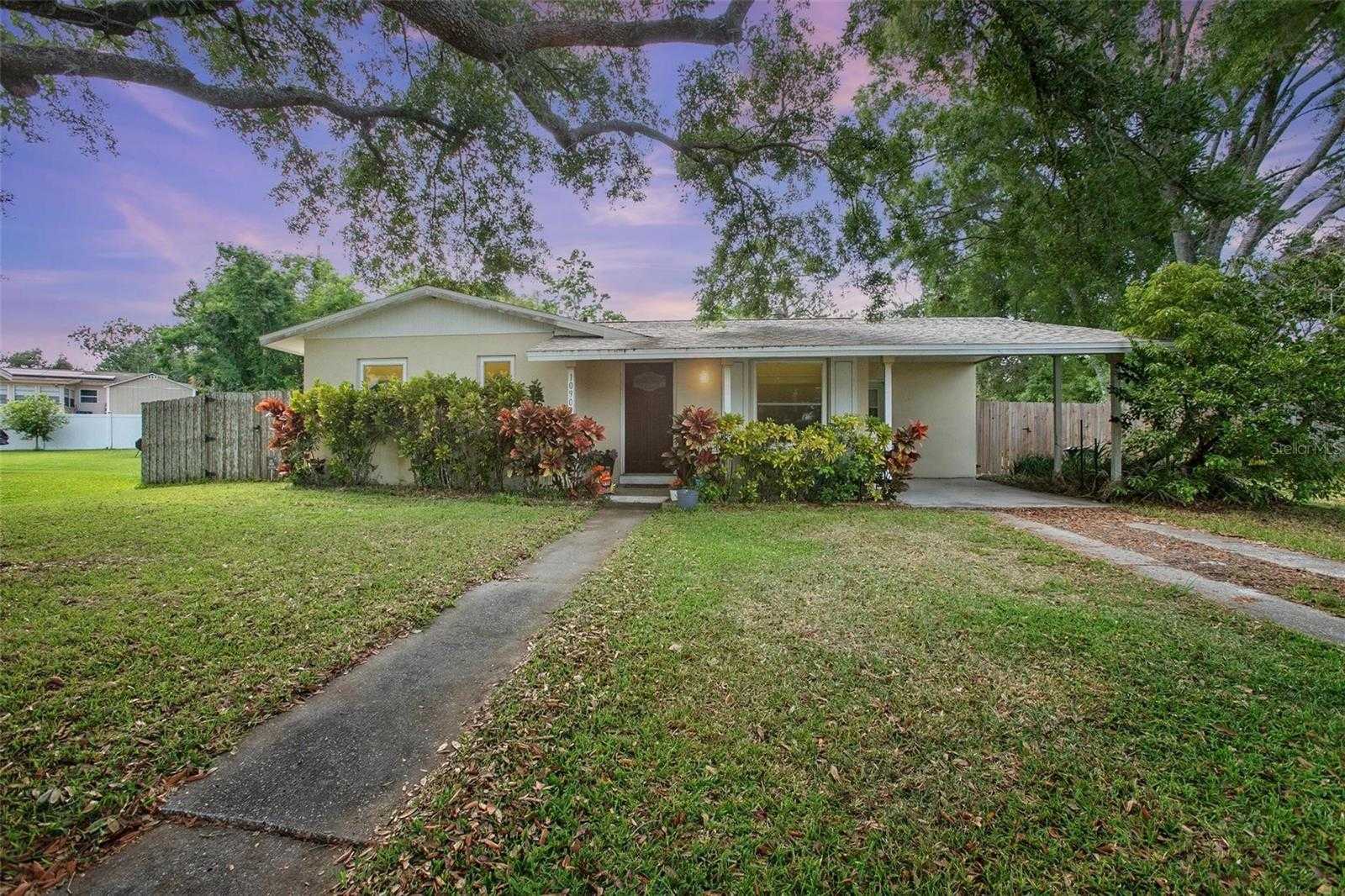 1090 WAKEFIELD CIRCLE Deltona Florida United States, Sold, residential, , DASH Real Estate Company