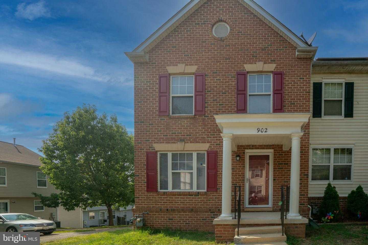 902 BLAKNEY LANE Washington District Of Columbia United States, Sale Pending, residential,  , IGoldenOne Realty and Concierge 