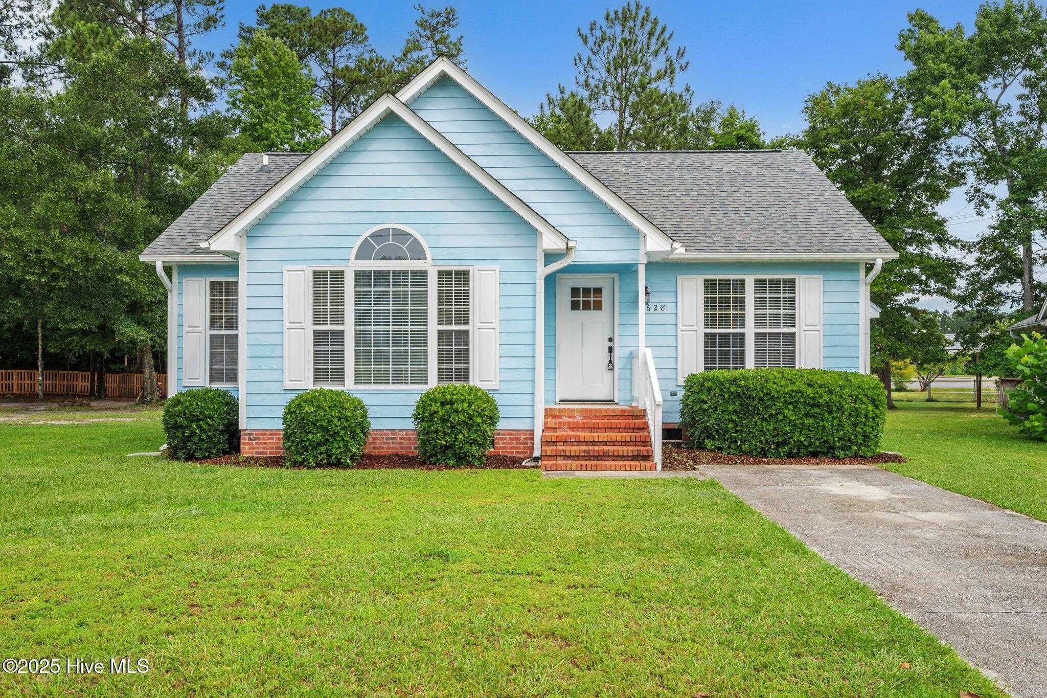 628 Sharease Circle Wilmington North Carolina United States, Sale Pending, residential, Patrick  Gahagan, High Tide Realty