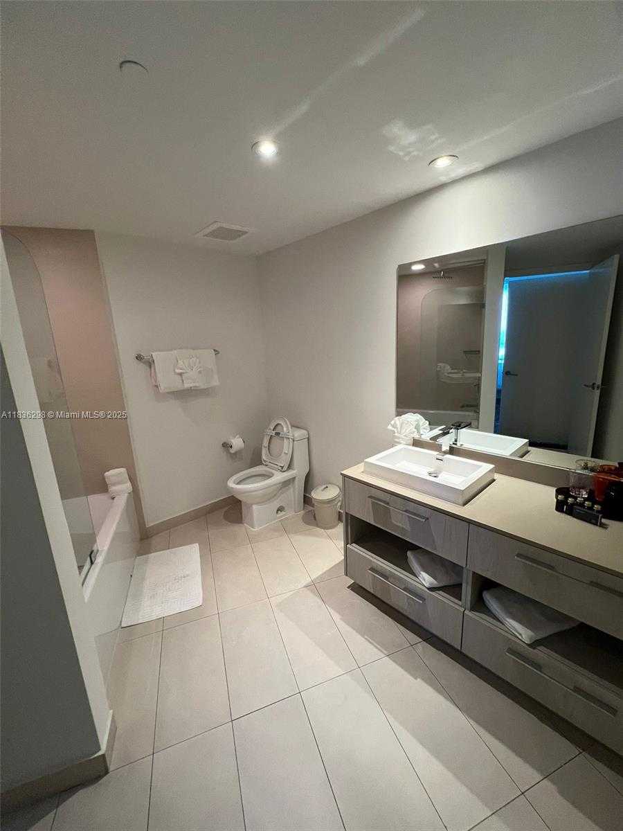 4111 S Ocean Dr  APT 2004 Hollywood Florida United States, for Sale, residential, Ronald Wilson, Incom Demo New Office