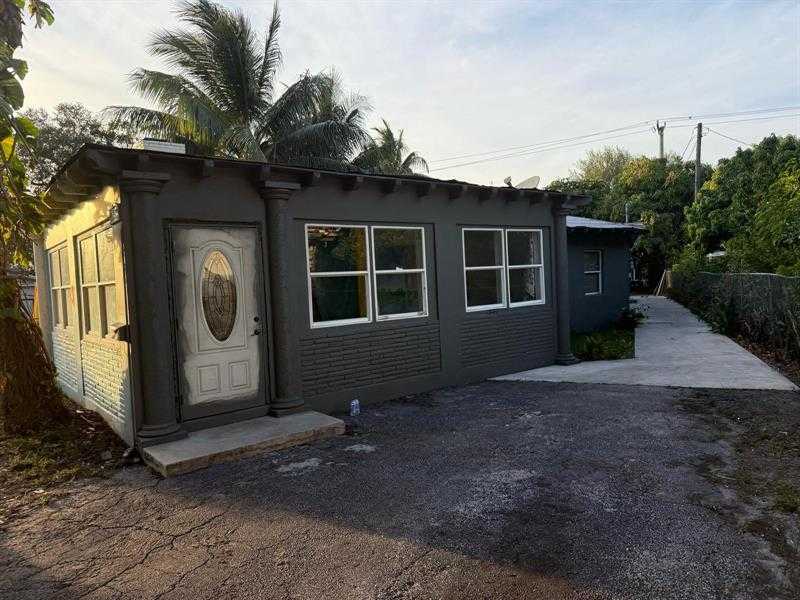 2739 Lincoln St Hollywood Florida United States, for Sale, residential, Lisa Feltrinelli, Incom Subscriber Office