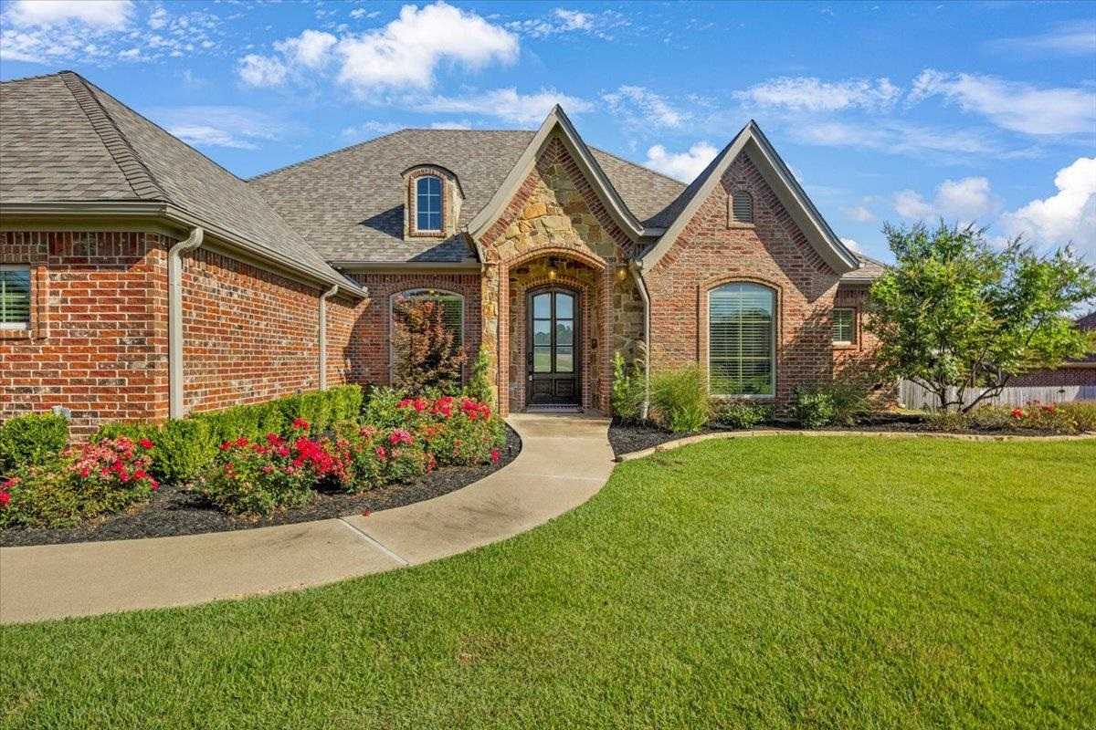 170 Ashbriar Lane Longview Texas United States, for Sale, residential,  , Drake Chapman Real Estate, Brokerage