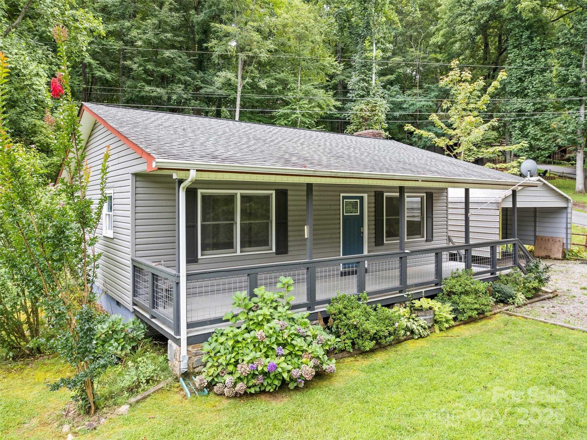 17 Forest Drive Maggie Valley North Carolina United States, for Sale, residential, Jaci Reynolds, RE/MAX Executive