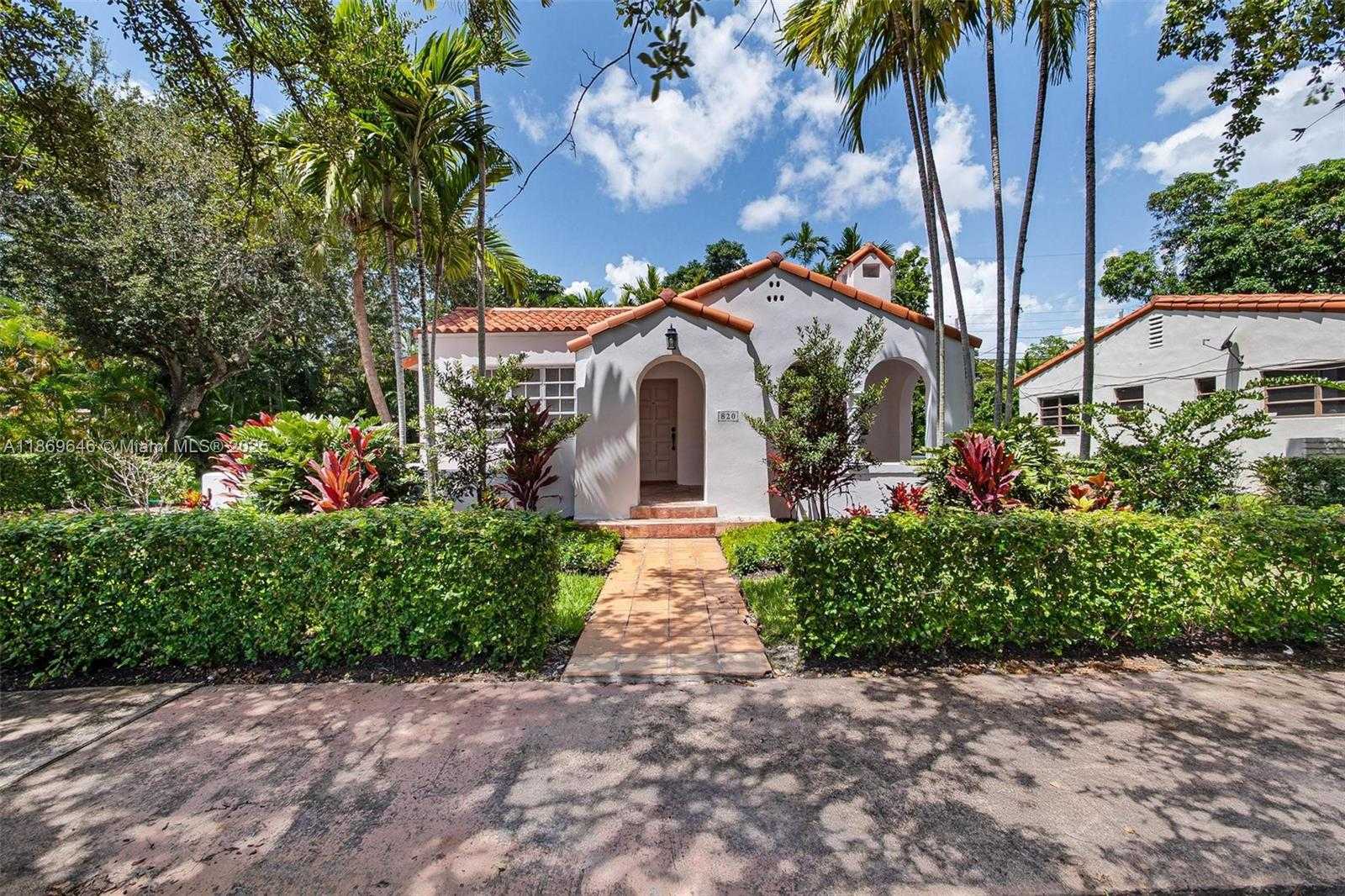 820 Lorca St Coral Gables Florida United States, for Sale, residential,  , Tejeda Real Estate Inc. 