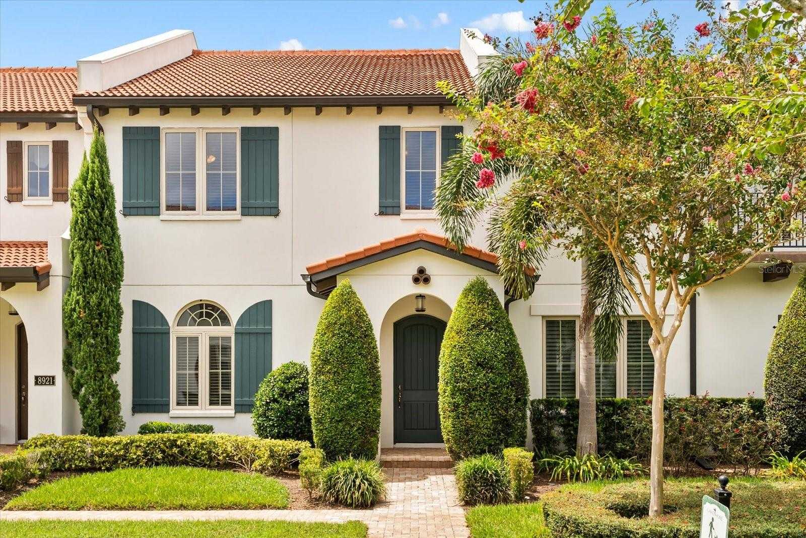 8915 FOUNTAIN PALM ALLEY Winter Garden Florida United States, for Sale, residential, Zaira Mejia, Spaces & Styles Group