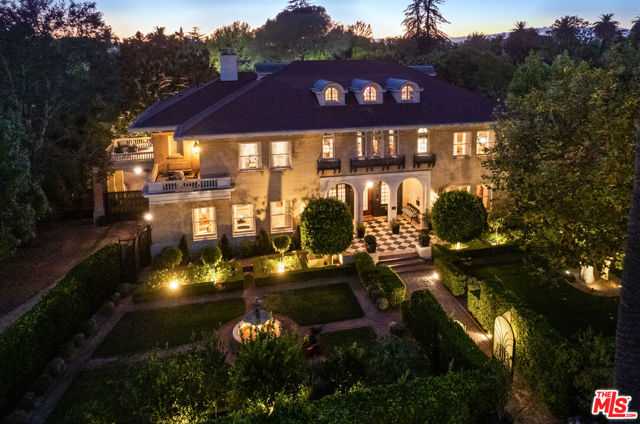 601 S Windsor Boulevard Los Angeles California United States, for Sale, residential, Kelly Donahue, Keller Williams Realty Los Feliz