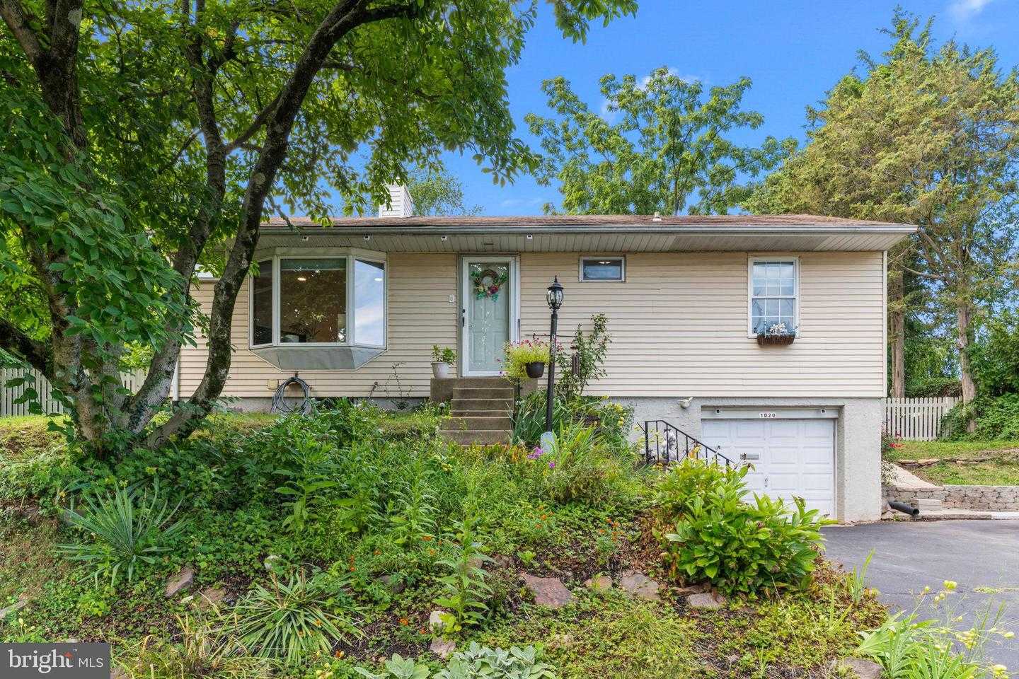 1020 PENNSYLVANIA AVENUE Southampton Pennsylvania United States, Sold, residential,  , Market Force Realty